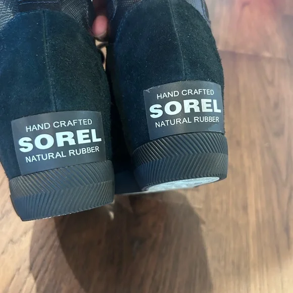 Sorel Black Women's High-Top Sneakers / New - Picture 4 of 5